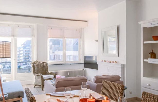 Beautiful and Spacious Studio With Side Seaview - Photo 7