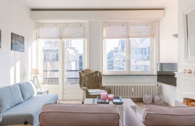 Beautiful and Spacious Studio With Side Seaview - Photo 6