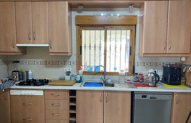 Luxury Beachfront Villa in La Perla - Photo 6