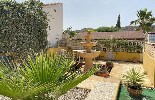 Luxury Beachfront Villa in La Perla - Photo 15