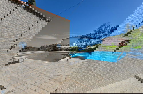 Foto 14 - Apartment With Pool in Capoliveri