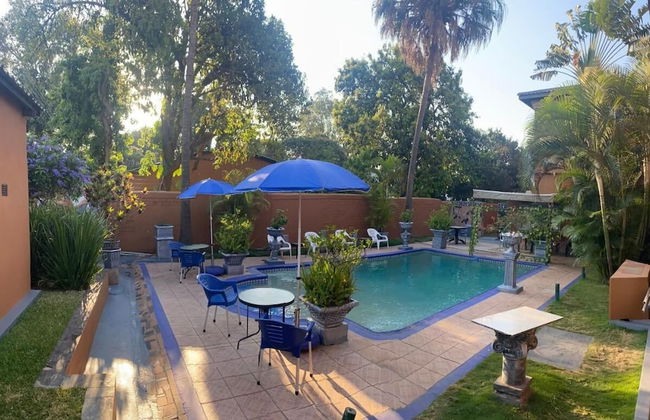 La Belva Court with Swimming Pool - Foto 9
