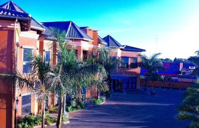 La Belva Court with Swimming Pool - Foto 19