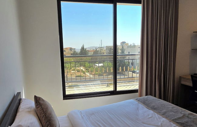 ALSHAKREEN SUITES - Photo 4