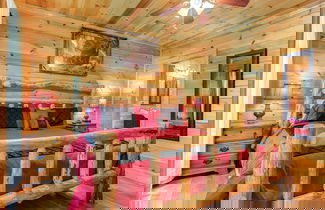Photo 3 - Smokies Bungalow
