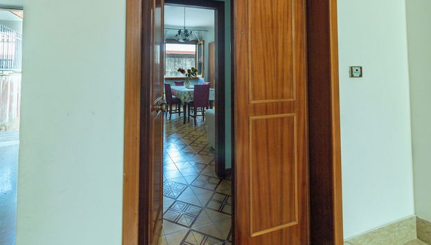 Entrada (vista interior)