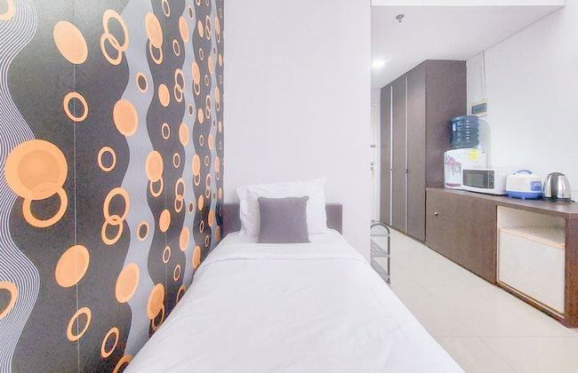 Good Deal And Cozy Studio At Kubikahomy Apartment - Foto 2