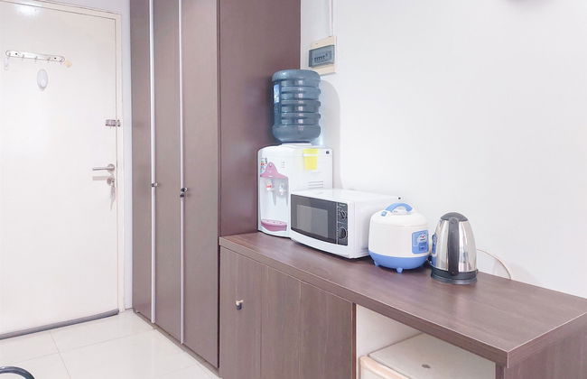 Good Deal And Cozy Studio At Kubikahomy Apartment - Foto 6