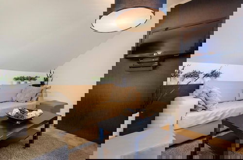 Photo 8 - Inviting Apartment Near Skiing