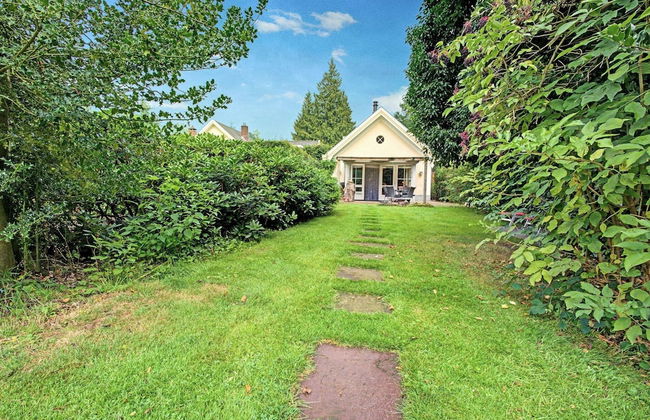 Picturesque Holiday Home in Oldenzaal With Jacuzzi - Foto 65