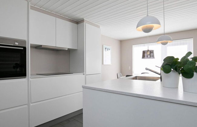 8 Person Holiday Home on a Holiday Park in Lokken - Foto 14