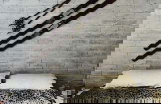 Photo 3 - Perfect Located Apartment in the Heart of Hotham