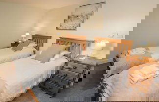 Foto 1 - Dee Valley Country Escape - Sleeps 4 & Hot Tub