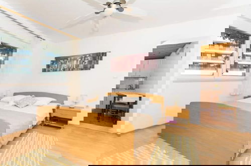Foto 2 - Apartments & Rooms Jokovic-comfort Studio Apartment With Terrace and Partial Sea View