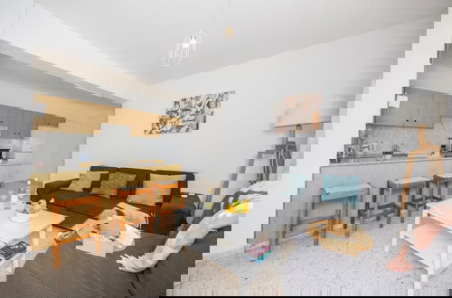 Photo 3 - GE Harbour Apartments 14