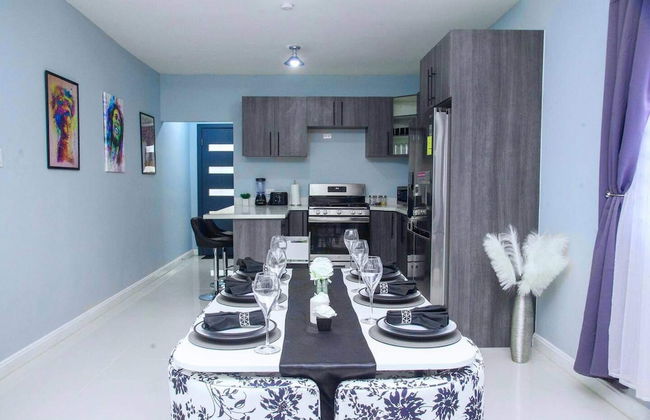 Montana Villa-ochorios-sleeps6-aircon-pool-tv-wifi - Foto 17