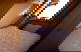 Foto 2 - Apartment With Quiet Atmosphere