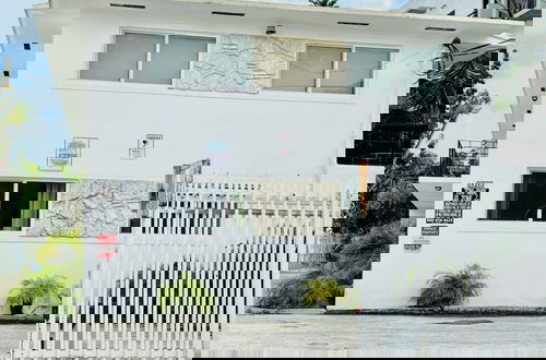 Photo 19 - Enjoy Miami Top Location Free Parking Book Now