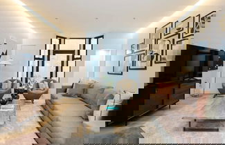 Photo 1 - The Fulham Classic - Spacious 4bdr House With Balcony and Garden