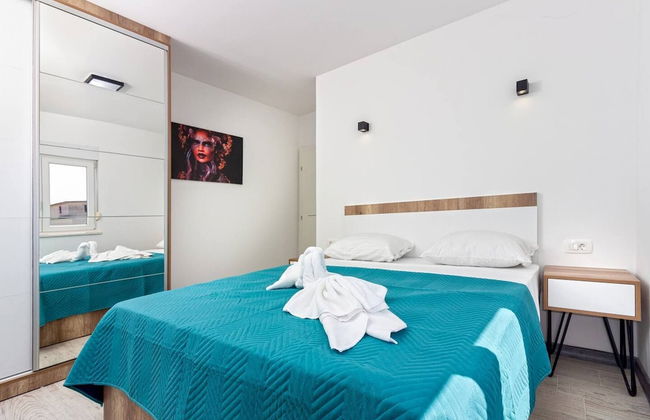 Modern Apartments With Private Balcony Kaštel Novi - Foto 4