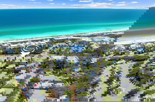 Foto 51 - Watercolor Luxury On 30a! 63 Western Lake, Park District, Pool, 7 Bdrms, Slps 16+ 7 Bedroom Home by RedAwning