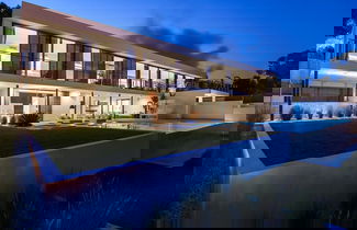 Foto 1 - Amazing Villa With Infinity Pool