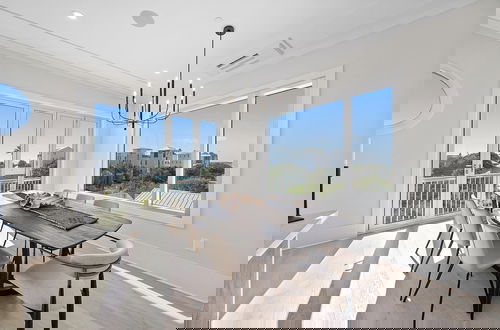 Foto 46 - Ocean Breeze 5 Bedroom Home