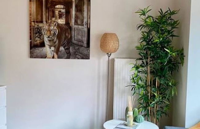 Cozy 1BR City Centre Near Meir Shopping by Oneluxstay - Foto 1