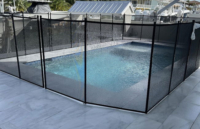Beautiful Canal Front Home With Above Ground Pool, Dock And Fish Cleaning Station 4 Bedroom Home by RedAwning - Foto 19