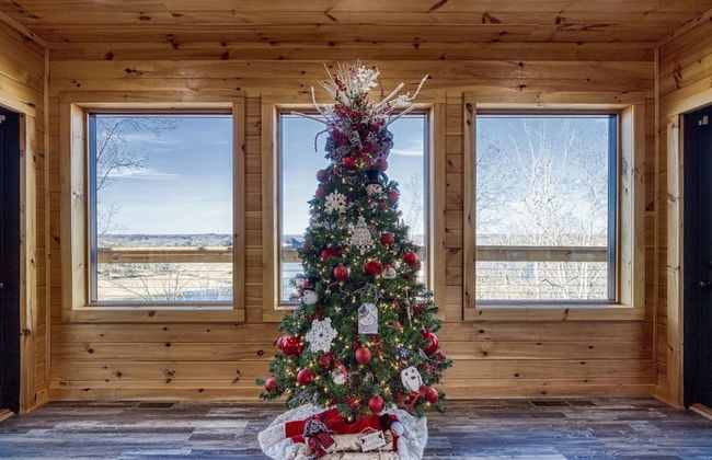 Smoky Lake Retreat 3 Bedroom Cabin by RedAwning - Photo 35