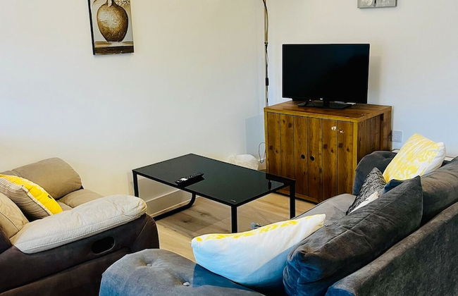 2 Bed Flat - Sleeps 8 - Pets - Garden - Parking - Foto 7