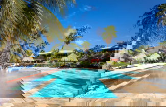 Foto 3 - Tropical Escape With Pool and Ocean Views