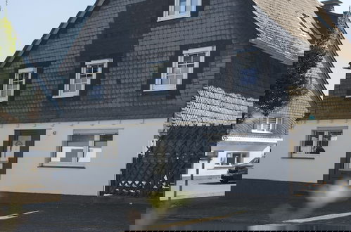 Photo 4 - Holiday Home in Winterberg Near Ski Slopes