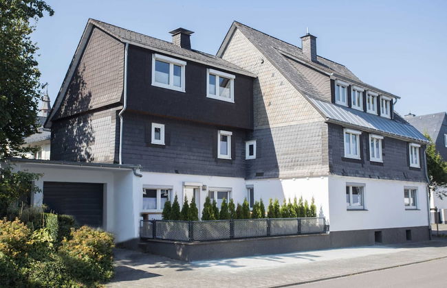 Moderne Gemeinschaftsunterkunft in Winterberg - Foto 1