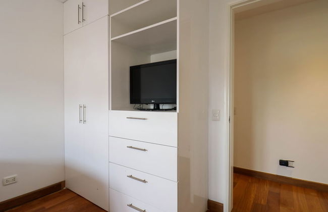 w Classy 2BR in Miraflores - Photo 21