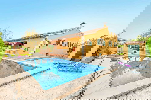 Foto 11 - Villa Raquel