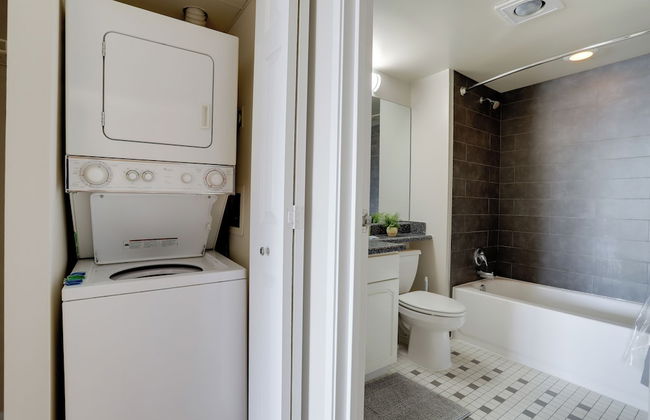 Modern 2BR Stay Near DC Arlington VA - Foto 26