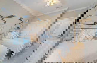 Photo 2 - Villa Del Mar at Lost Key Villas