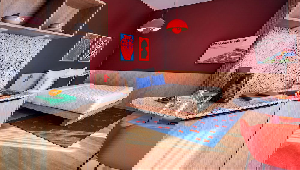 Primary image