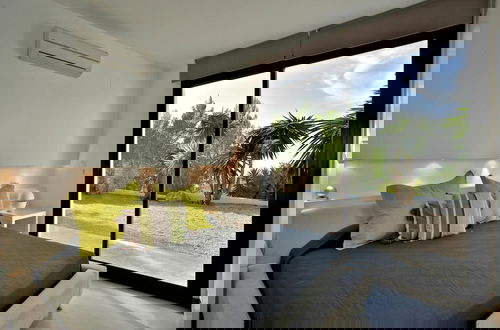 Foto 4 - Villa With Outdoor Area