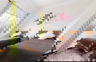 Foto 2 - Pretty Apartment With Balcony