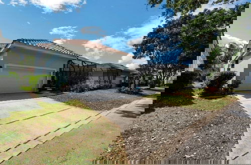 Foto 33 - Beautiful 5 Bed Pool Home In Reunion-1223ms 5 Bedroom Home by RedAwning