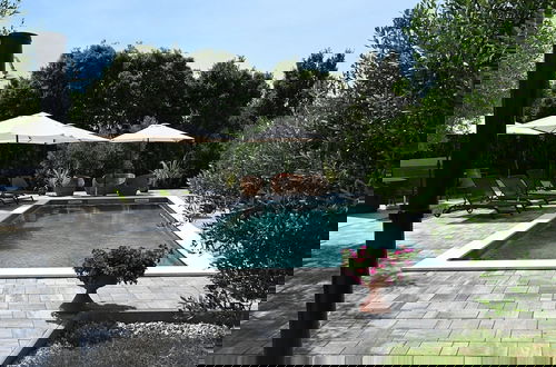 Foto 47 - Radiant and Secluded Villa With Pool