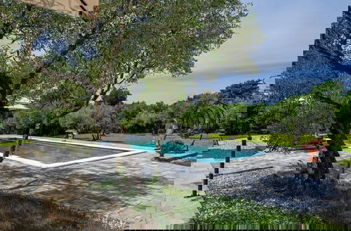 Foto 41 - Radiant and Secluded Villa With Pool