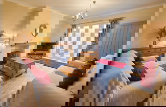 Photo 1 - Host Stay Wardman Crescent