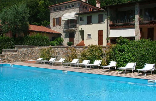 Lovely Flat With Shared Pool and Amazing Lake View - Foto 10