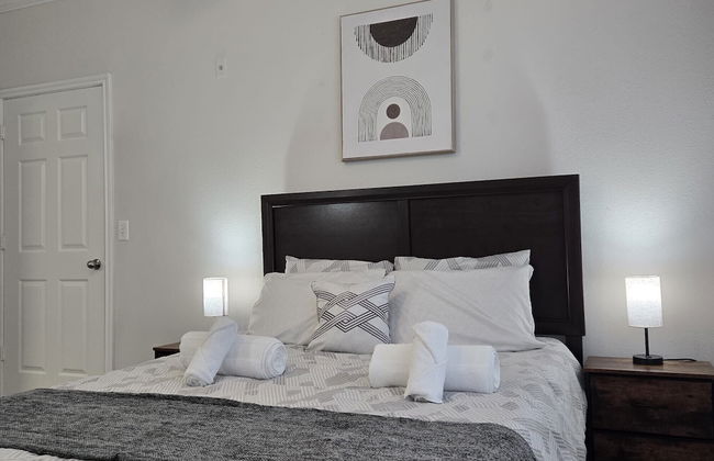 Apartment - Sleeps 5 - Pool - Parking - Gym - Foto 1