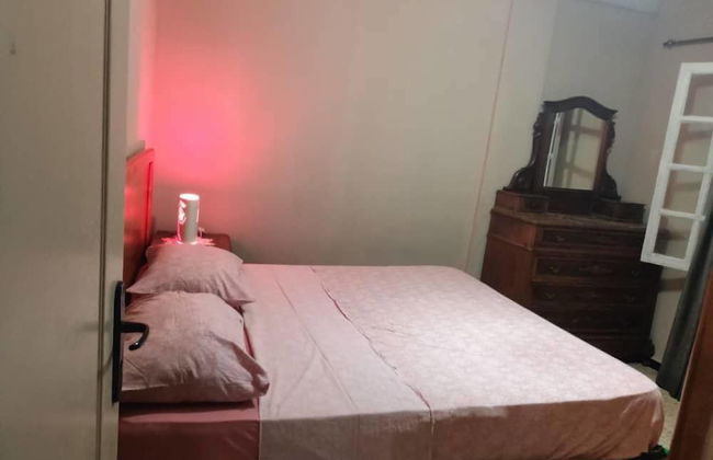 F2 bien équipé en centre-ville de Béjaïa - Foto 2