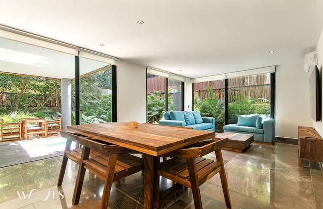 2BR w Private Pool - Steps Away From the Beach - Foto 12