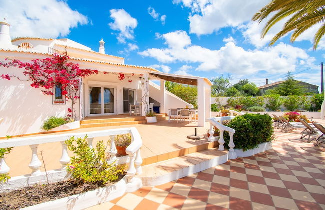 Casa Alegria This Villa is Perfect for a Family - Photo 31
